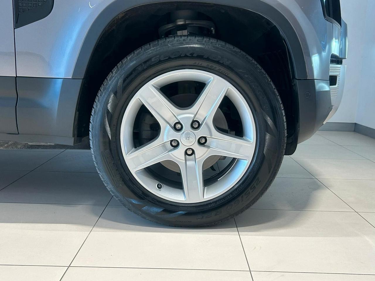 Land Rover Defender 110 3.0D I6 250 CV AWD Auto SE