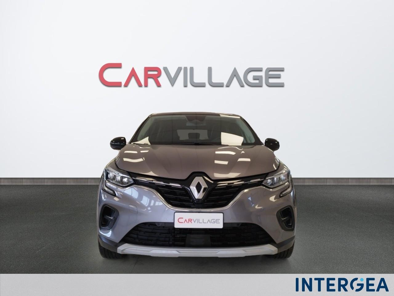 RENAULT Captur 1.6 E-Tech hybrid Techno Fast Track