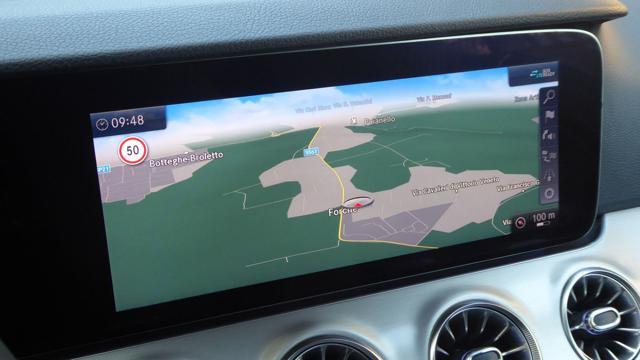 MERCEDES-BENZ E 220 d Auto 4Matic Cabrio Business Sport