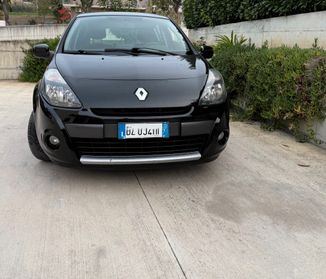 Renault Clio 1.2 Confort cv 75, benzina si neopatentati