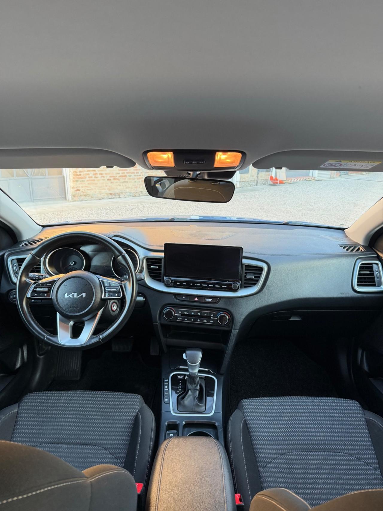Kia Ceed 1.6 CRDi 136 CV MHEV DCT SW Business