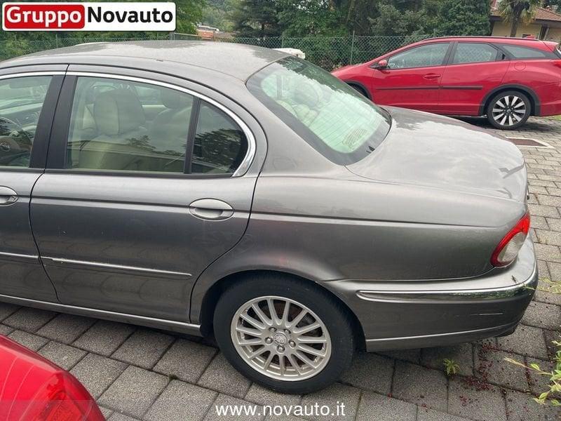 Jaguar X-Type X-Type 2.5 V6 24V cat Executive