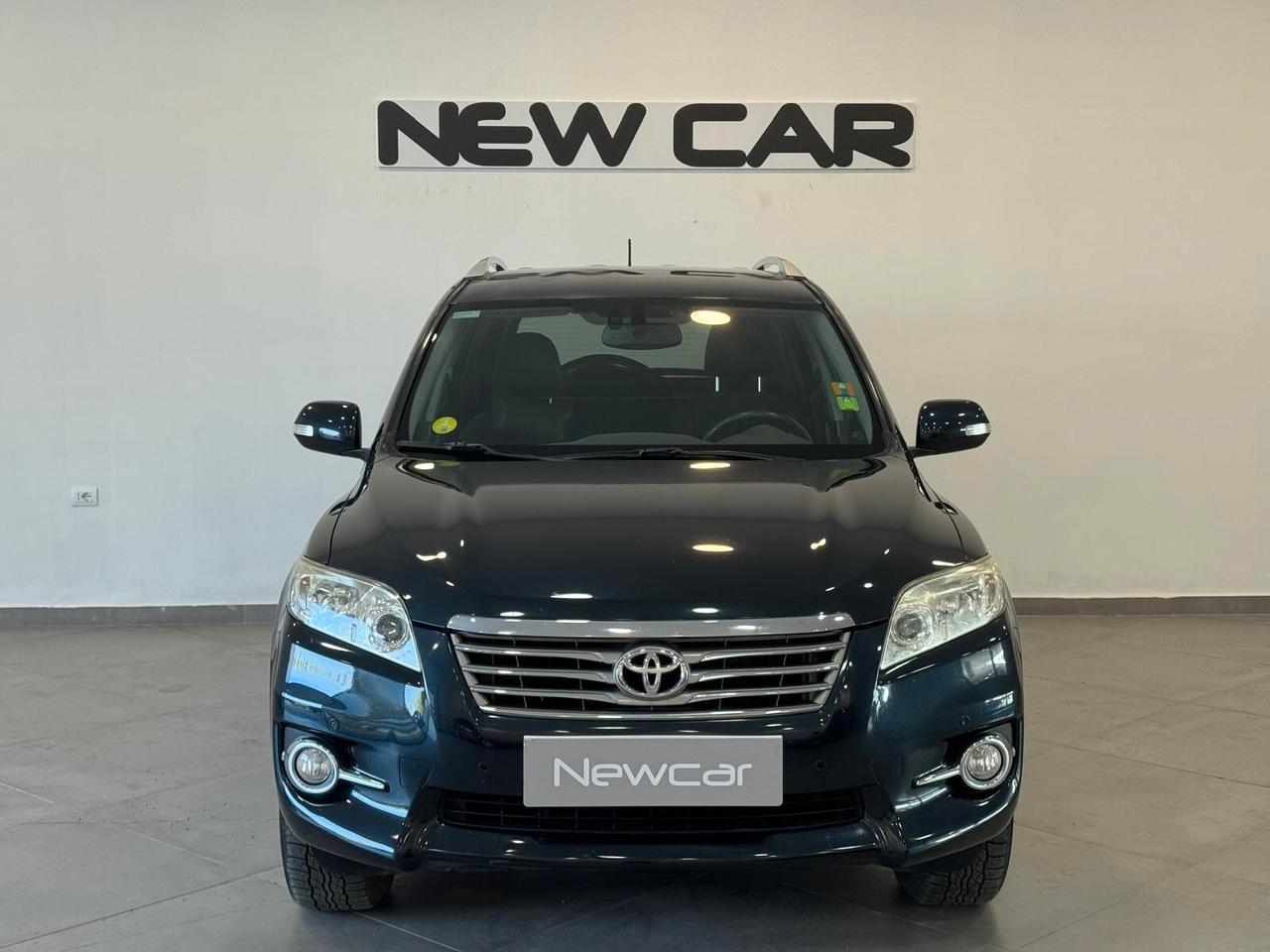 Toyota RAV 4 RAV4 2.2 D-4D 4WD Lounge