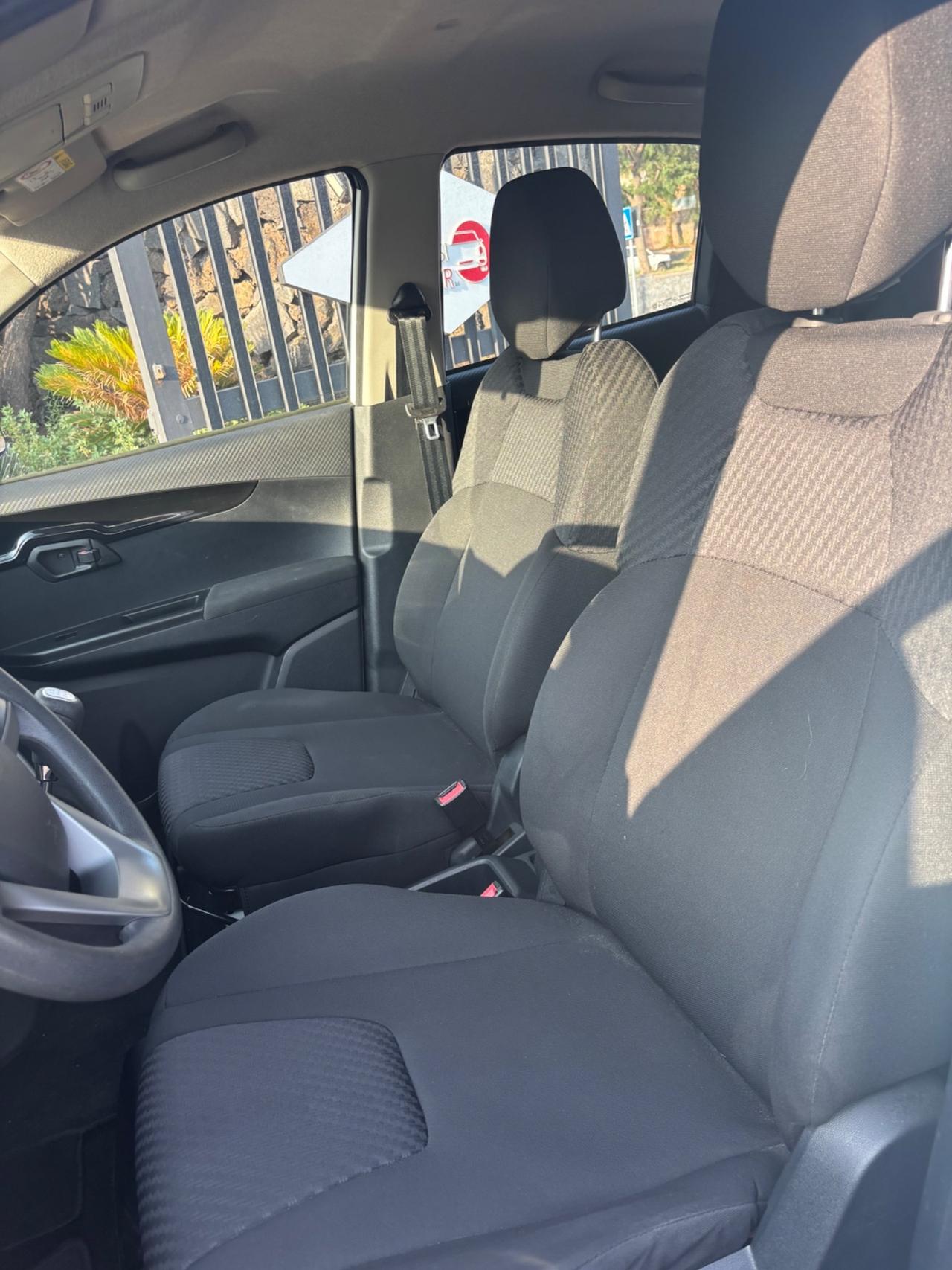 Mahindra KUV100 1.2 VVT K8