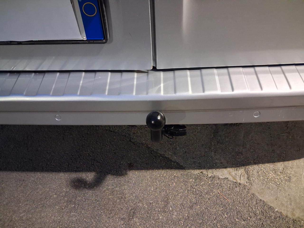 Opel Vivaro 1.6 CDTI uni pro 9 posti (Gancio train