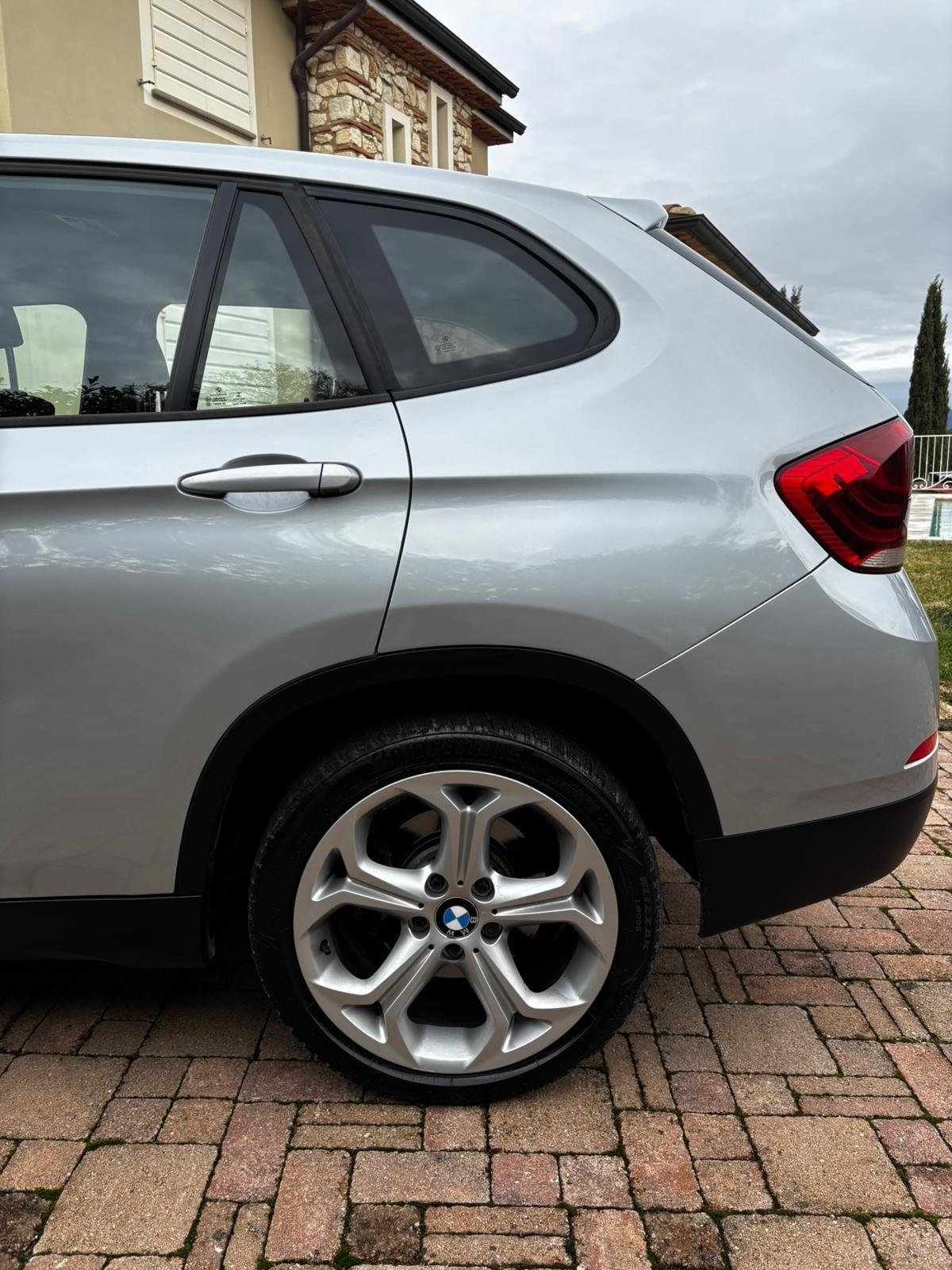 Bmw X1 sDrive18d X Line