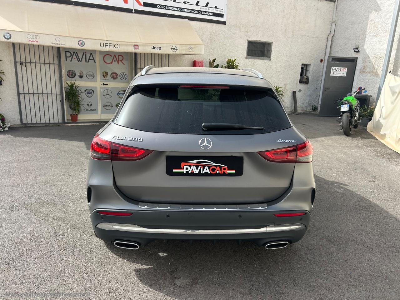 MERCEDES-BENZ GLA 200 d Automatic 4Matic Premium