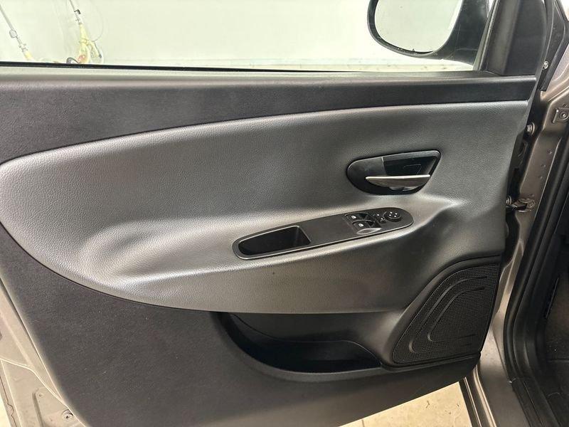 Lancia Ypsilon III 1.2 8v Gold c/CL ecochic Gpl 69cv