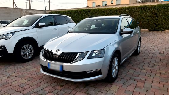 SKODA Octavia Wagon 1.6 tdi Active 115cv