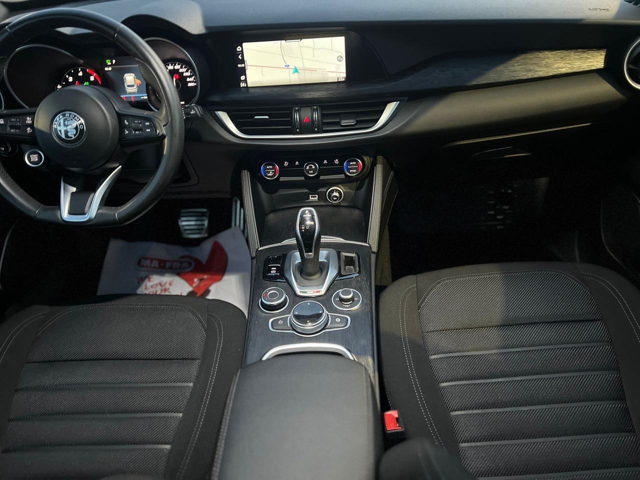 Alfa Romeo Stelvio 2.2 Turbodiesel 160 CV AT8 RWD Super