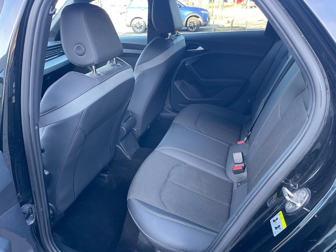 Audi A1 SPB 40 TFSI S tronic line*Automati*Navi*