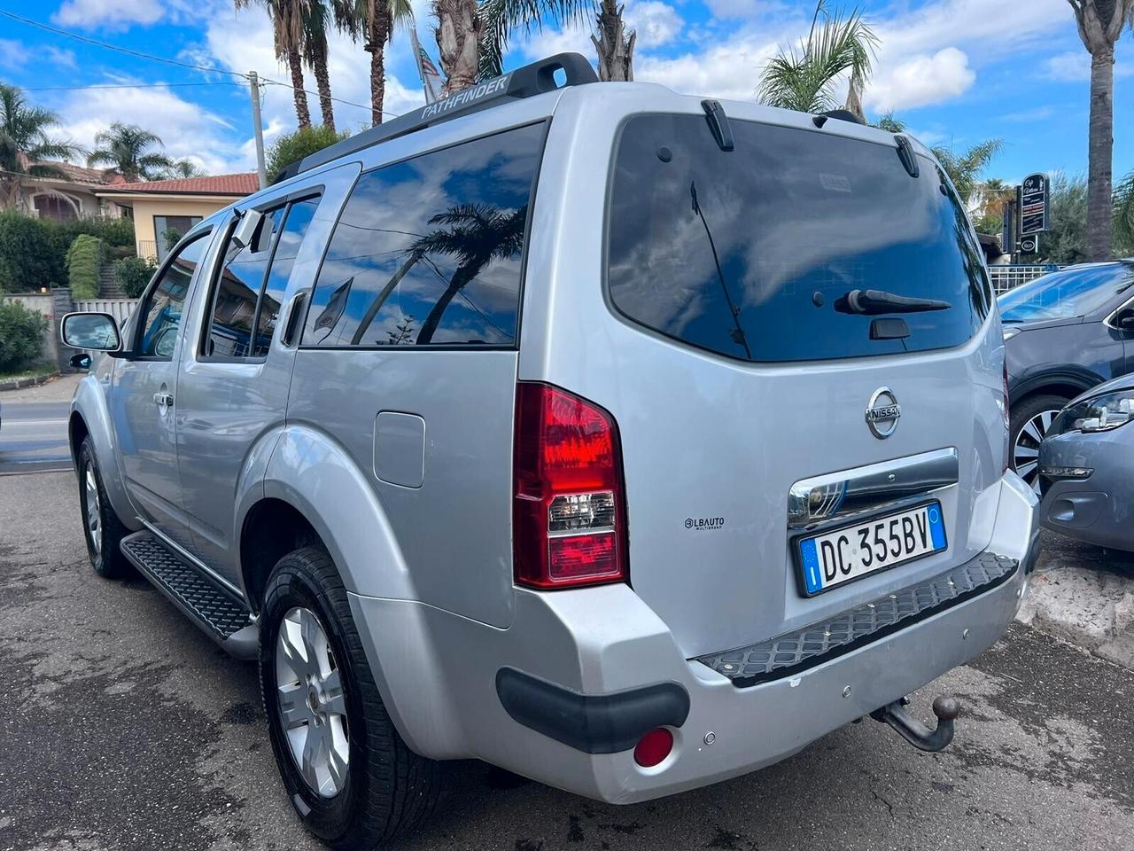 Nissan Pathfinder 2.5 dCi XE Plus