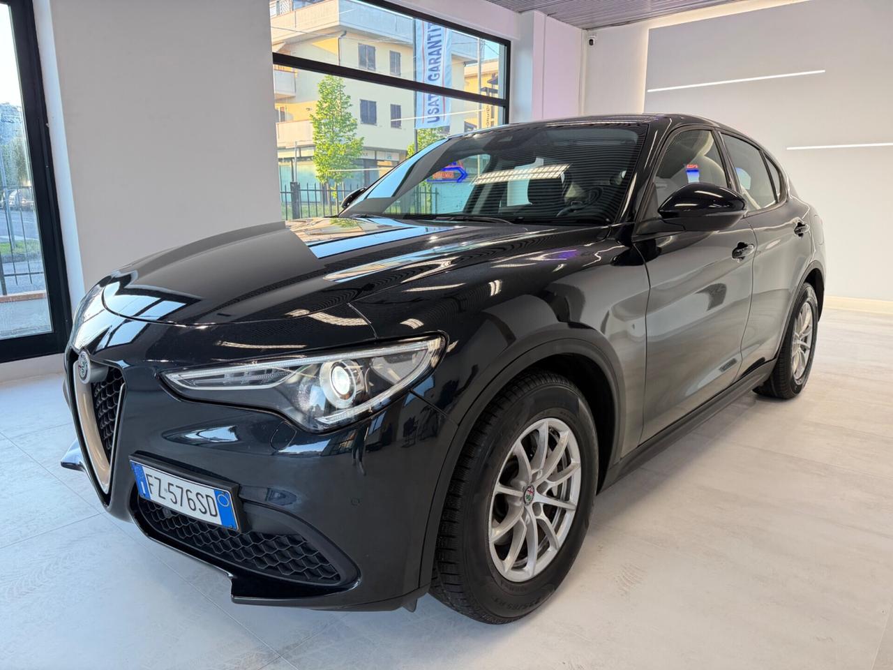 Alfa Romeo Stelvio 2.2 160 CV AT8 Business