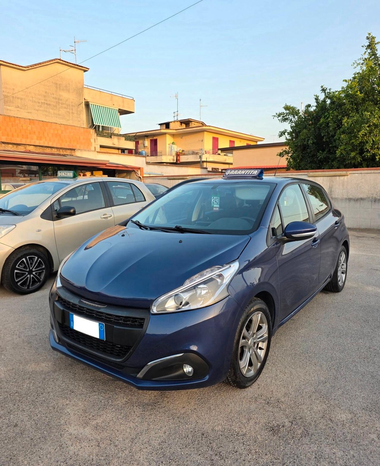 Peugeot 208 1.2 bz 5 porte Allure con 95.000 Chilometri