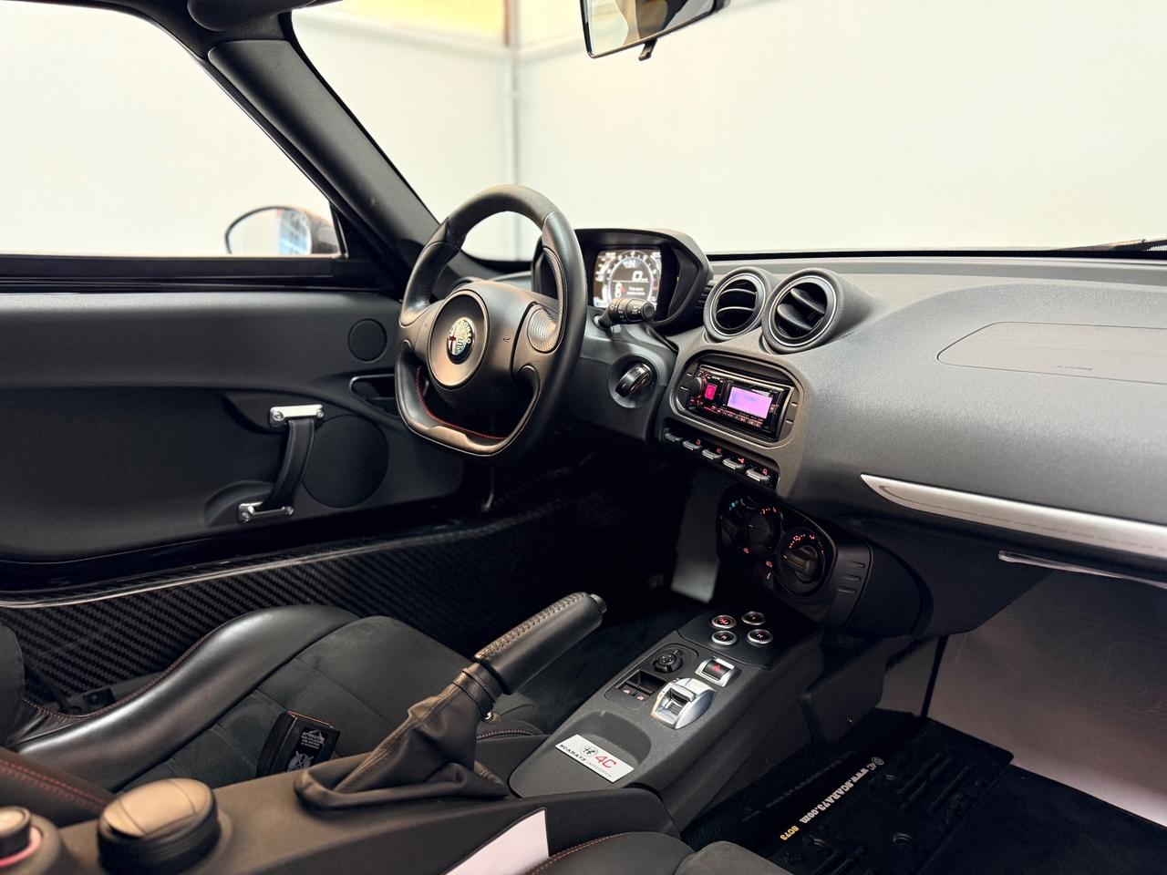 Alfa Romeo 4C 1750 TBi Scara 73 09/2015 310CV