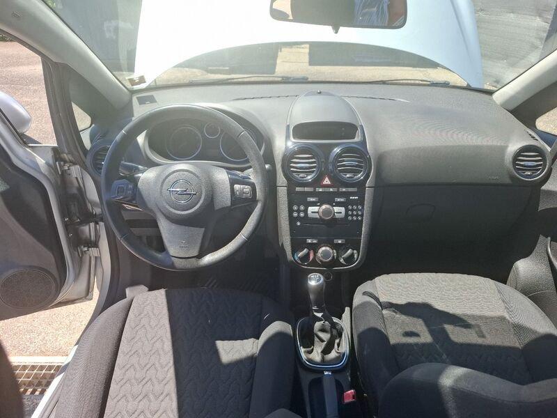 Opel Corsa Corsa 1.2 5 porte GPL Edition