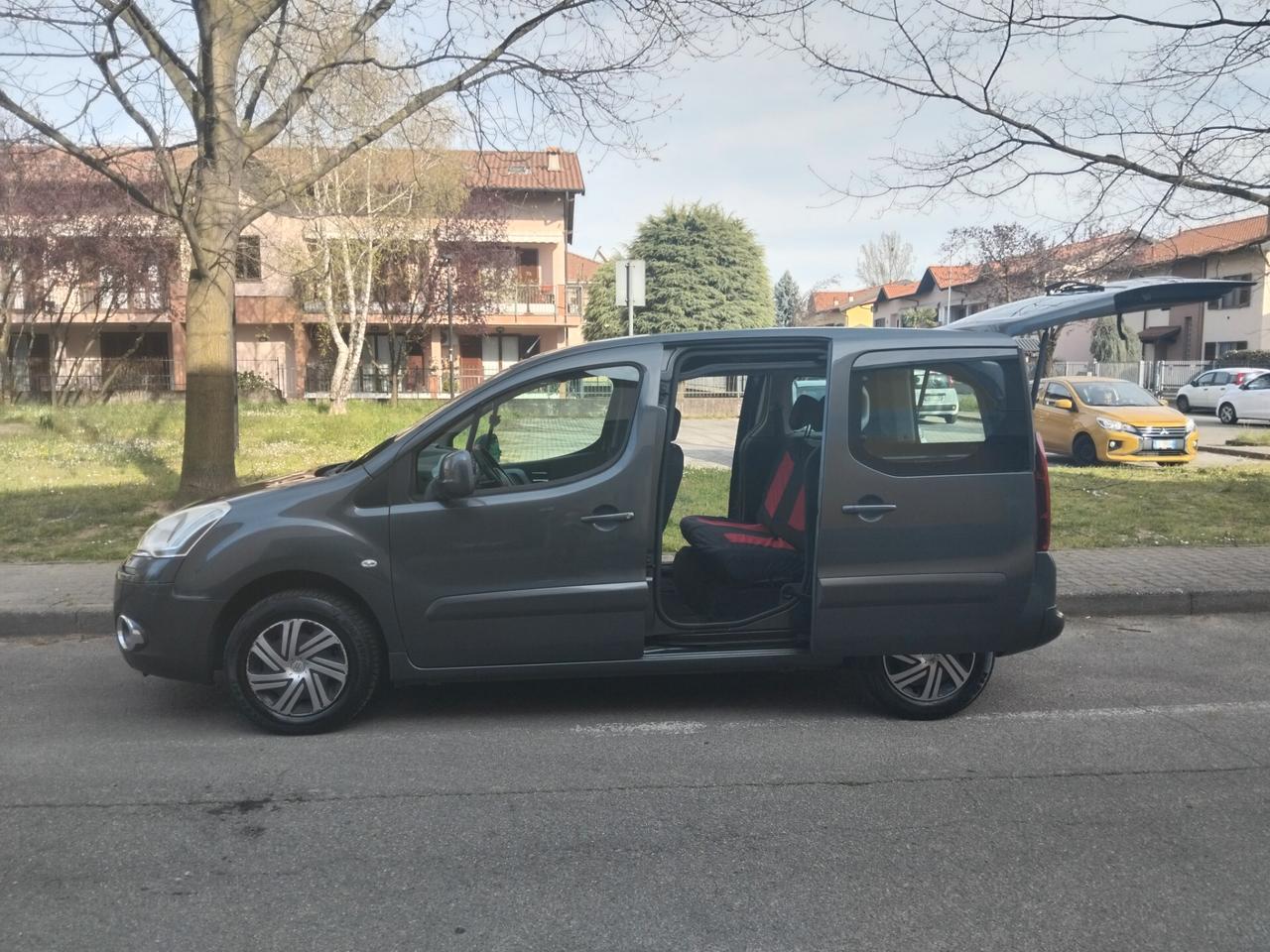Citroen Berlingo Multispace 1.6 HDi 90 Seduction 5 POSTI FURGONATO