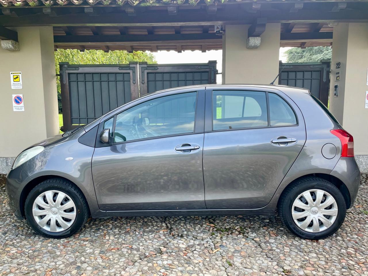 Toyota Yaris 1.3 Navi *UNICO PROPRIETARIO*