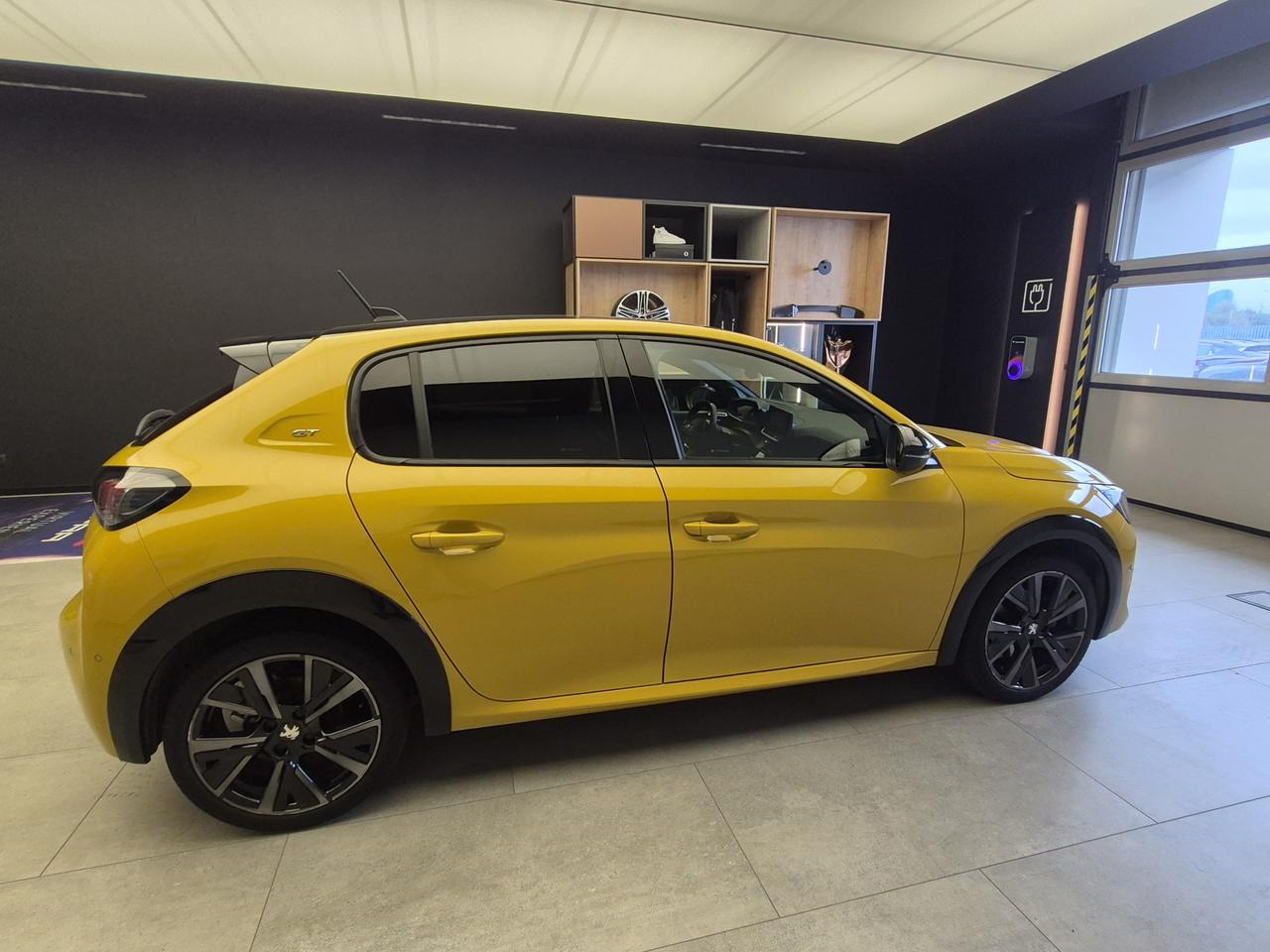 PEUGEOT 208 II 2019 - 208 1.2 puretech GT s&s 100cv