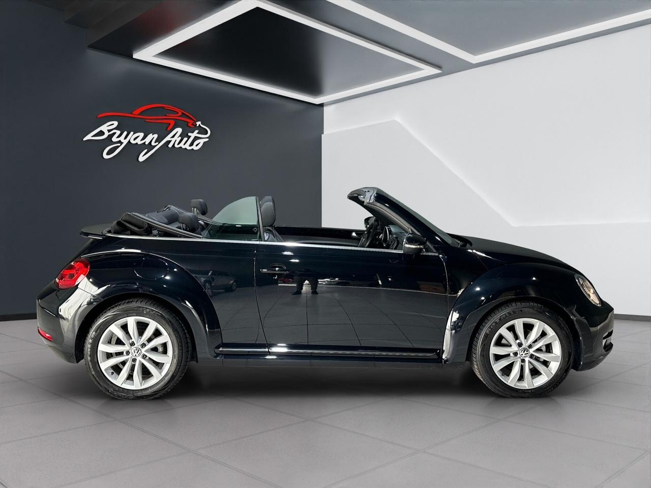 Volkswagen Maggiolino Cabrio 2.0 TDI DSG Design BlueMotion Technology
