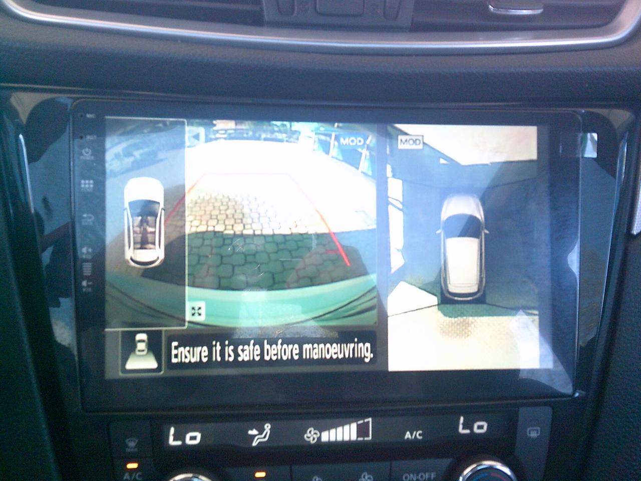 Nissan Qashqai 1.2 DIG-T N-Connecta*Apple Car Play*Tetto Panoramico*