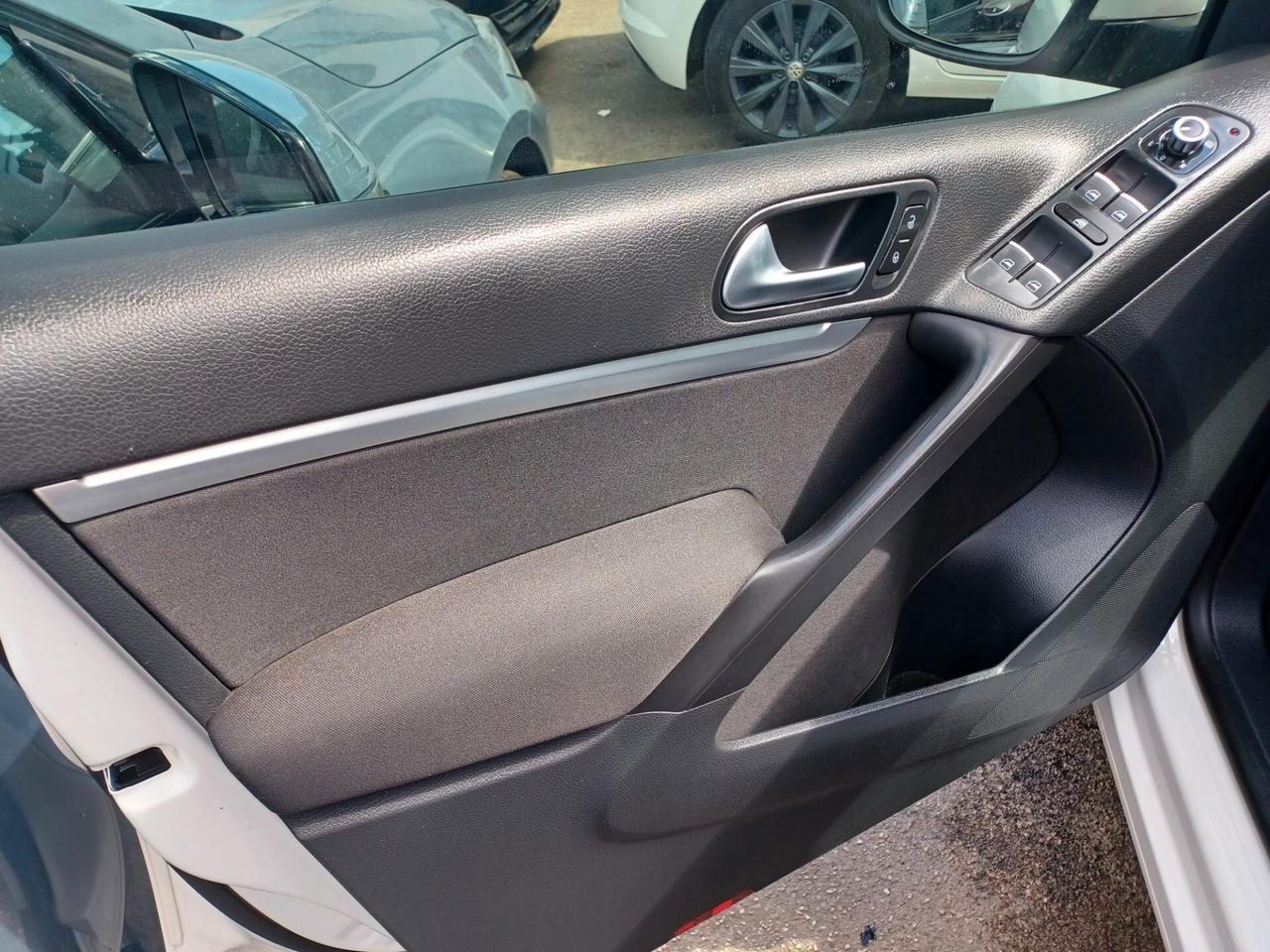Volkswagen Tiguan 2.0 TDI 140 CV DSG UNICO PROPRIETARIO