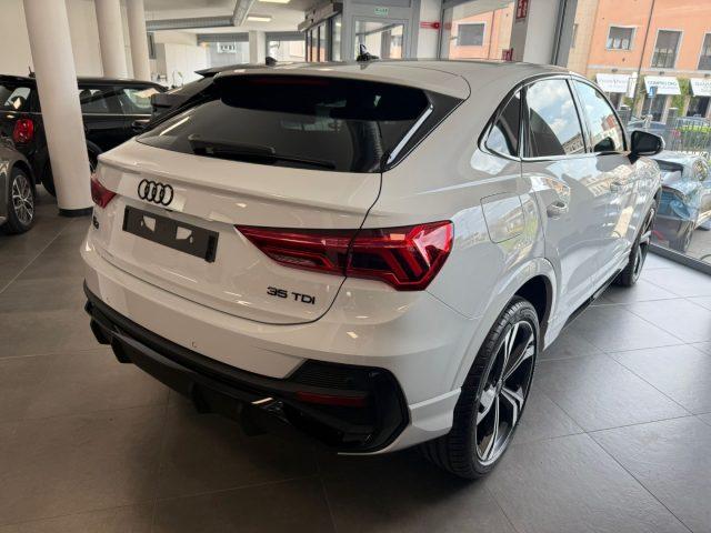 AUDI Q3 SPB 35 TDI S tronic Identity Black