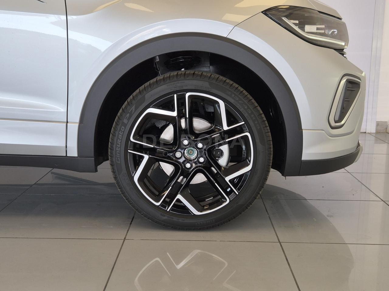 Volkswagen T-Cross 1.0 tsi r-line plus 115cv