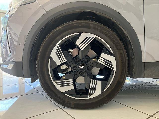 RENAULT Symbioz 1.6 E-Tech full hybrid Iconic Auto 145cv