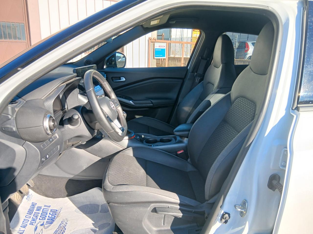 Nissan Juke 1.0 DIG-T 114 CV N-Connecta