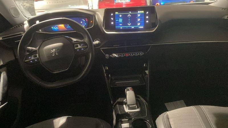 Peugeot 2008 motore elettrico 136 CV Allure Pack