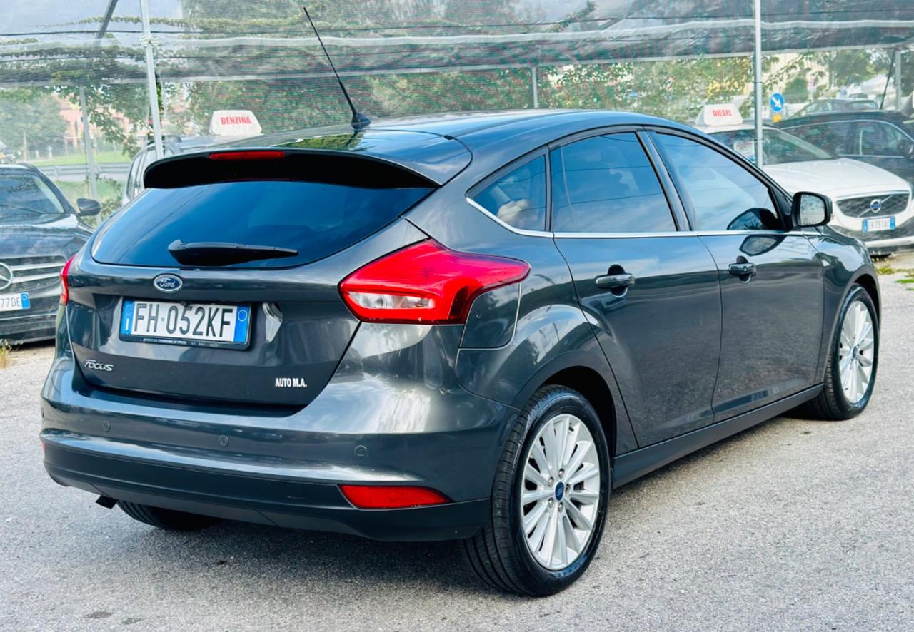 Ford Focus 2017 1.5 TDCi Titanium km 110,000 garanzia 12 mesi ! ! !