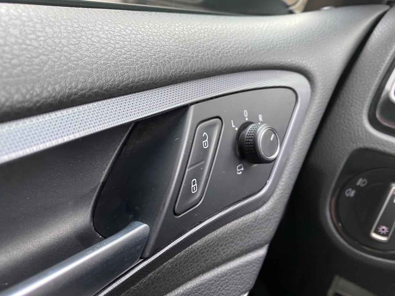 Volkswagen Golf 2.0 TDI 3p. Sport Edition BlueMotion Technology