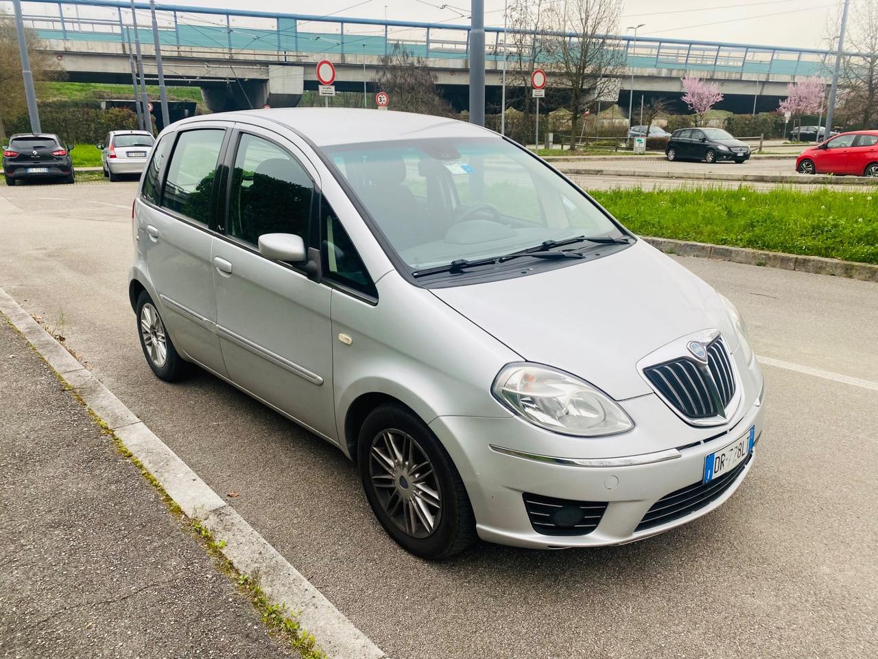 Lancia MUSA 1.3 Multijet 16V 70 CV Oro Plus