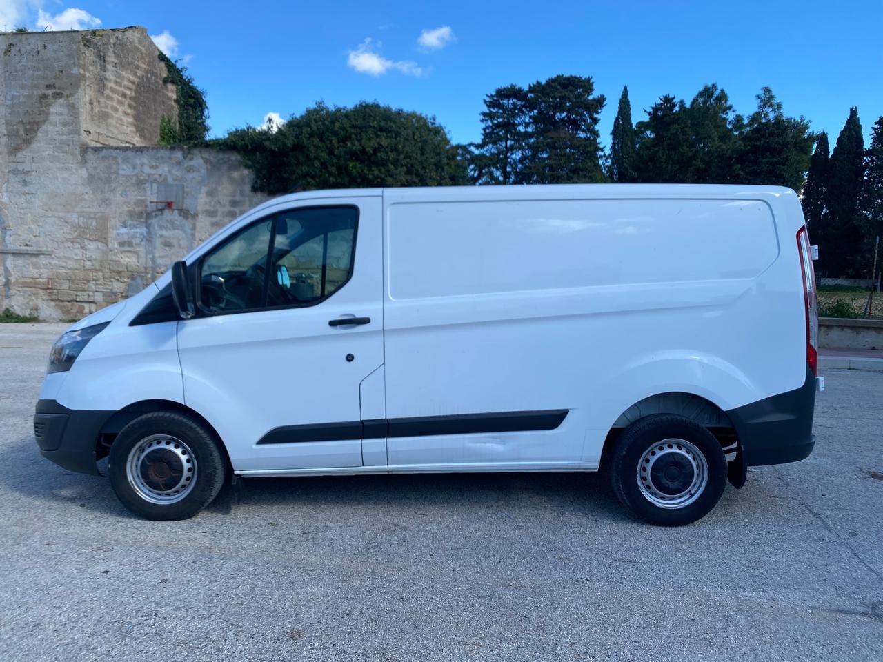 Ford Transit Custom 2.2 TDCi 101cv