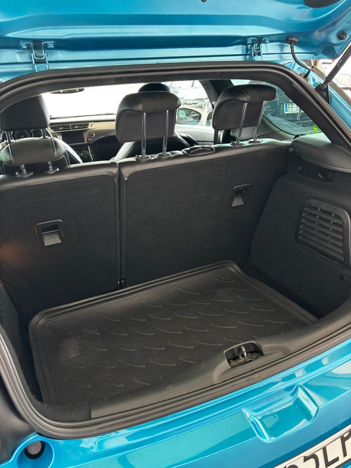 Citroen DS3 DS 3 BlueHDi 75 Sport Chic