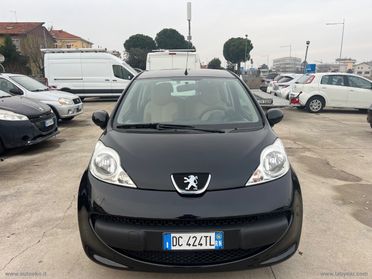 PEUGEOT 107 1.0 68 CV 3p. Sweet Years