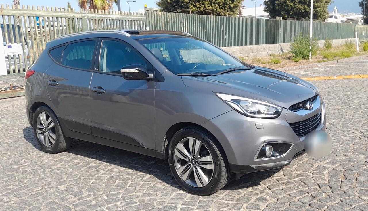 Hyundai iX35 1.7 CRDi 2WD Xpossible Tetto full