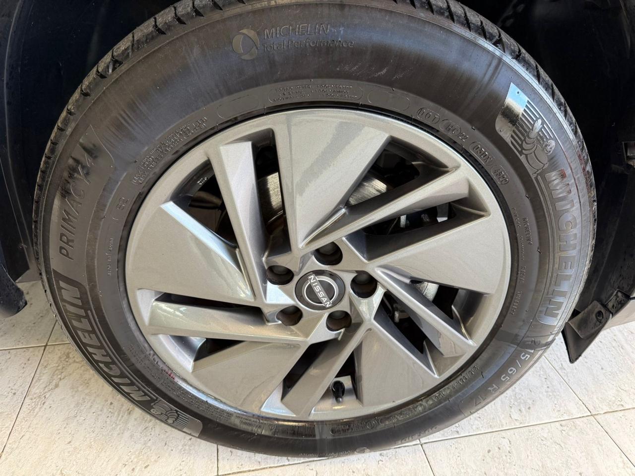 Nissan Qashqai MHEV 140 CV Acenta IVA ESPOSTA PREZZO REALE