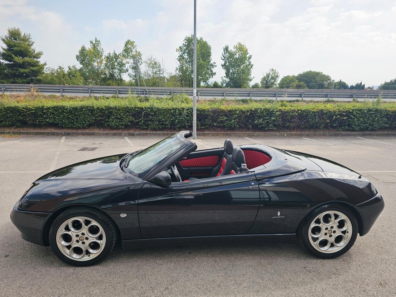 Alfa Romeo GTV Spider 2.0i limit edition Unipro 50.000 km