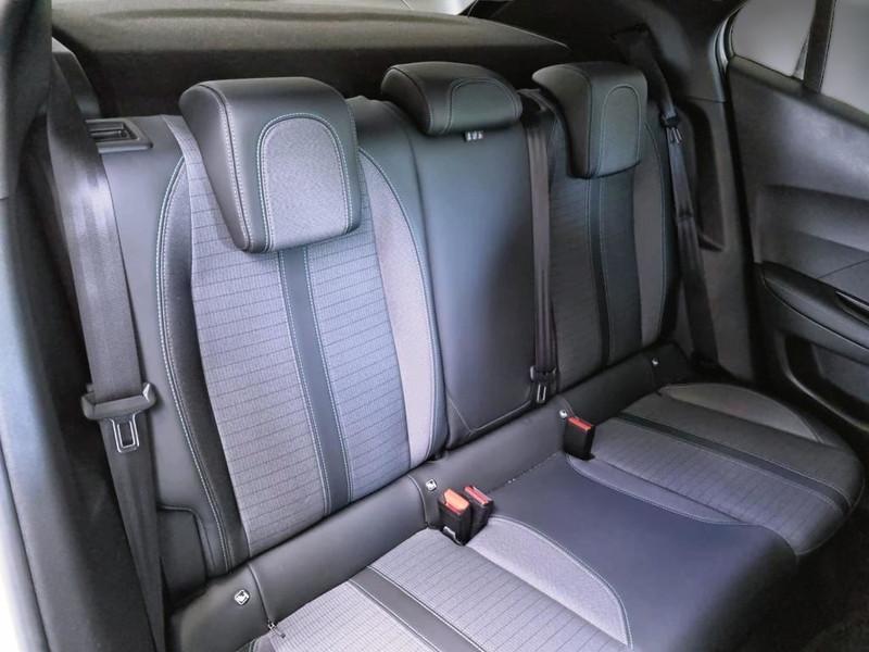 PEUGEOT 2008 BlueHDi 130 EAT8 Allure S/S aut.
