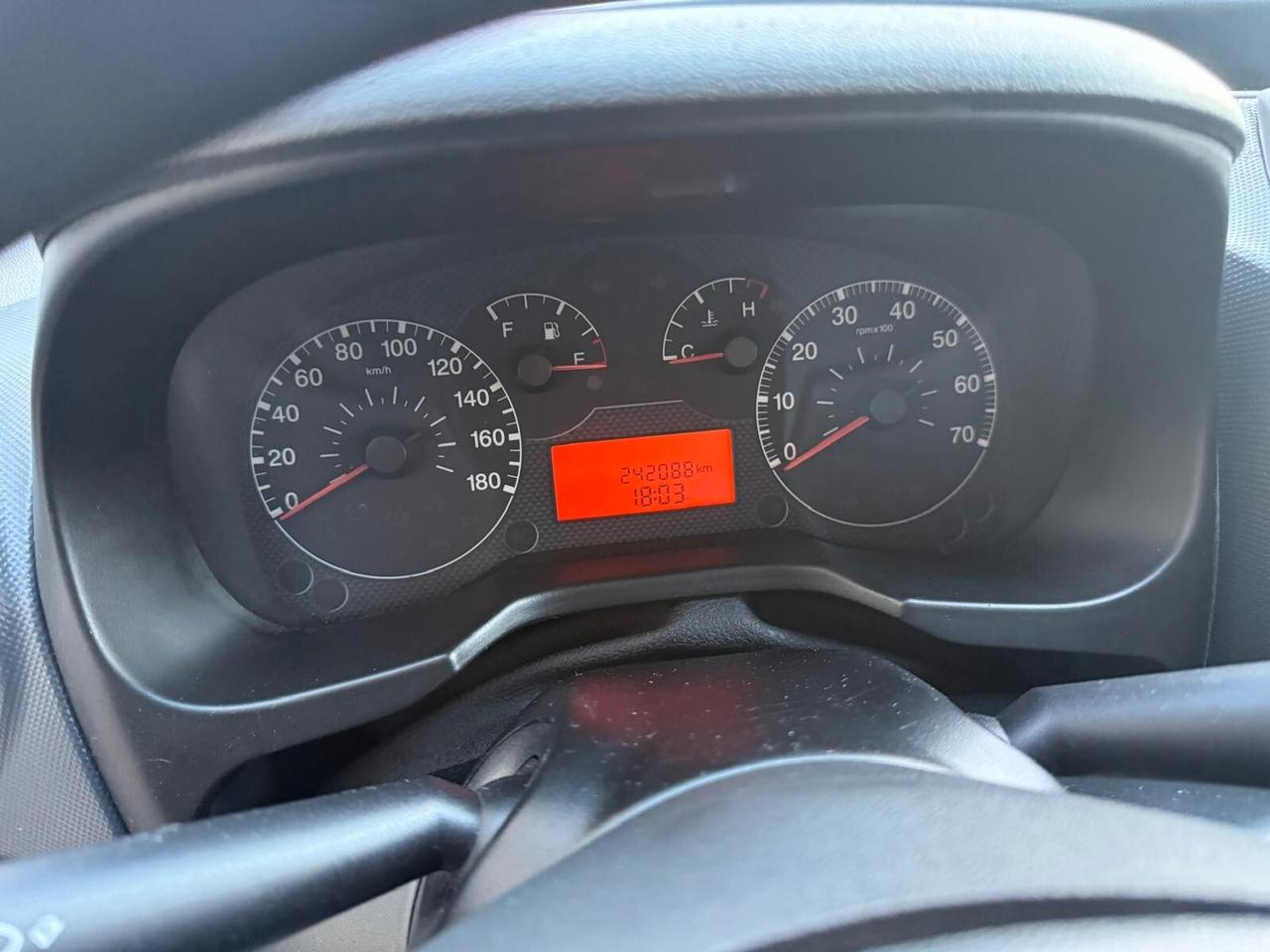 Fiat Qubo 1.3 MJT 75 CV Trekking