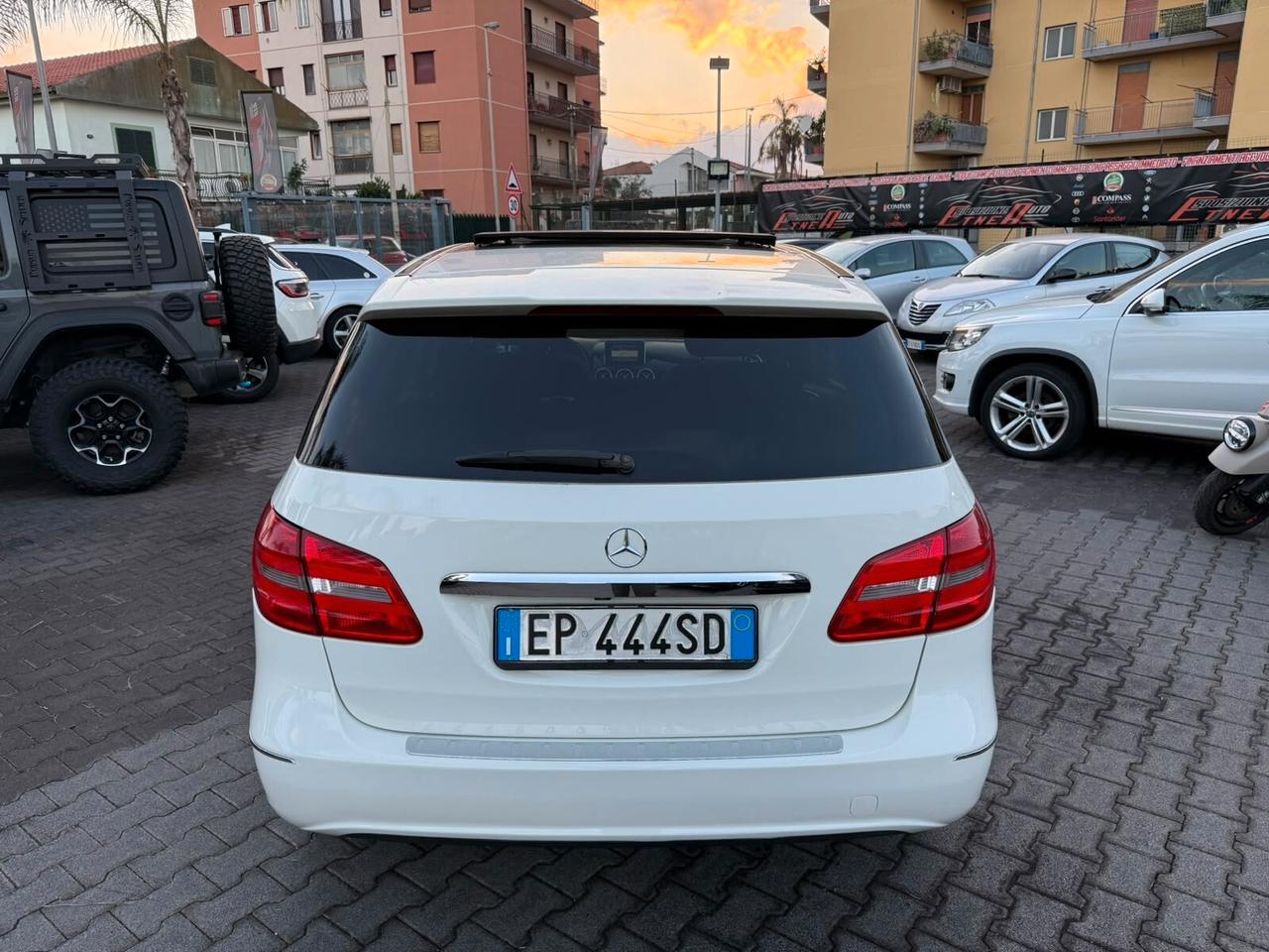 Mercedes-benz B 180 CDI AMG Automatic TETTO APRIBILE - 2013