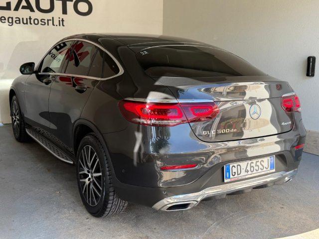 MERCEDES-BENZ GLC 300 de 4Matic EQ-Power Coupé Sport