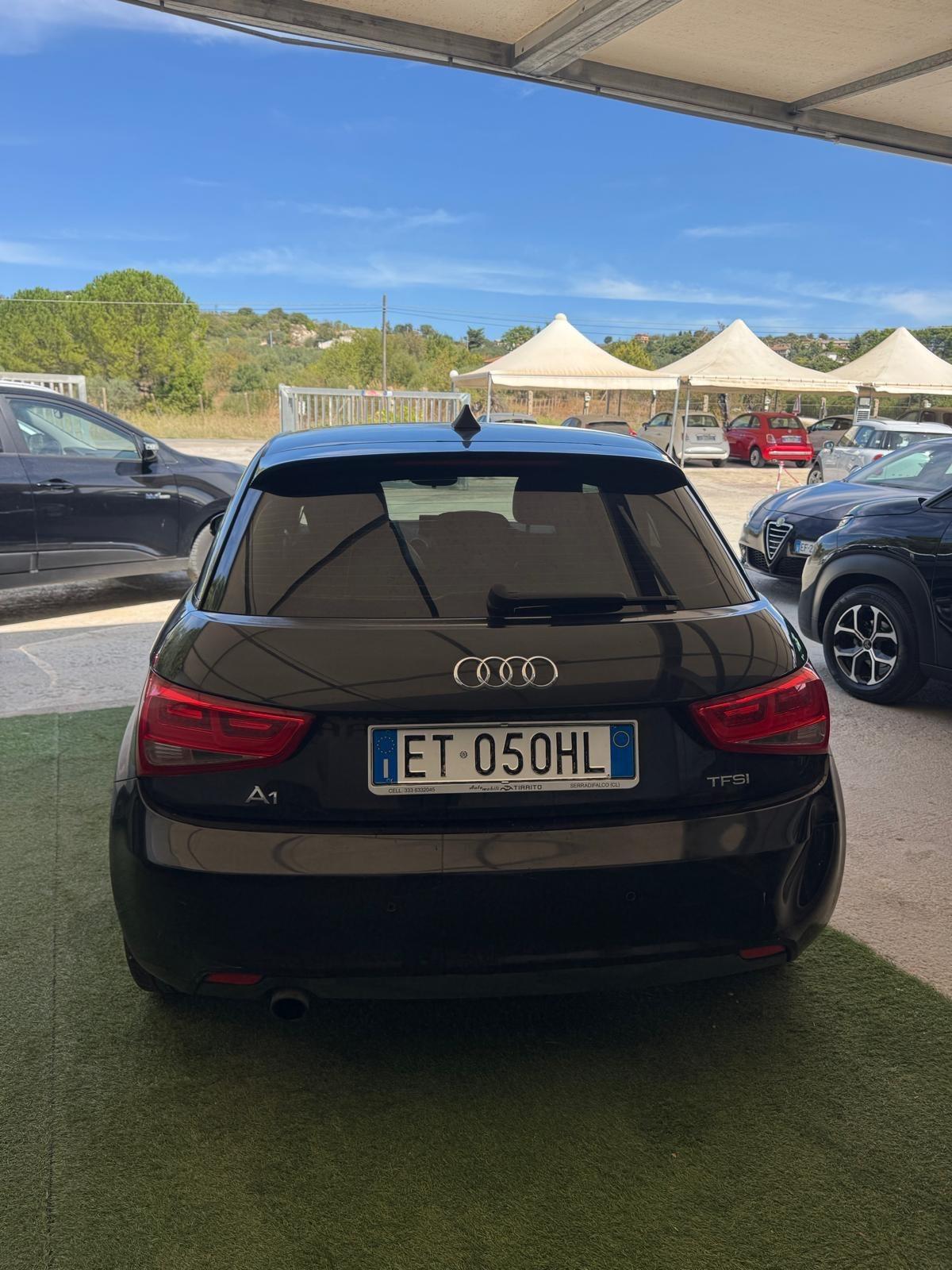 Audi A1 1.2 TFSI S line edition plus