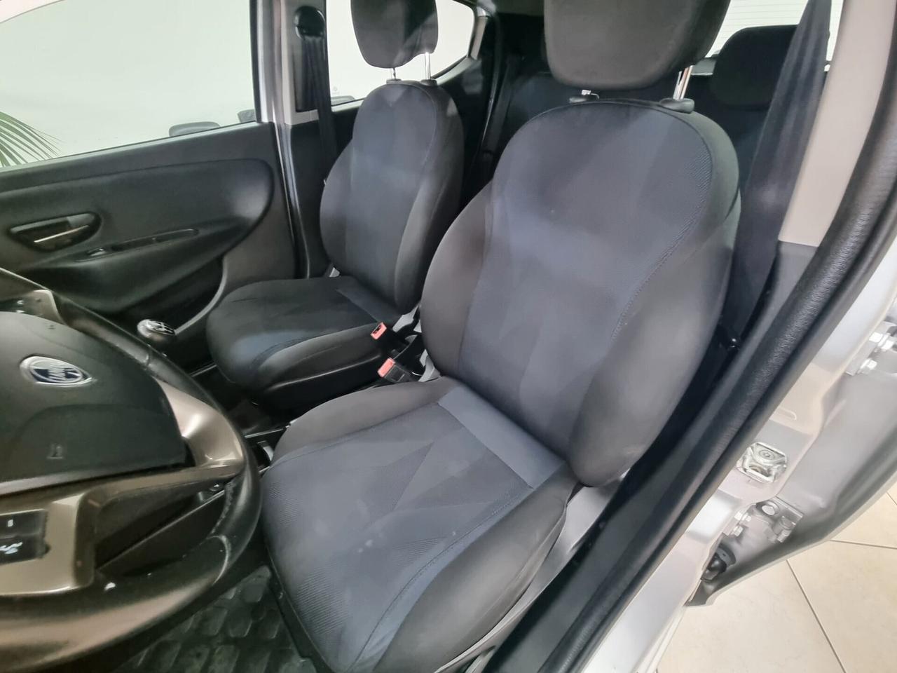 LANCIA YPSILON 1.2 69cv GOLD