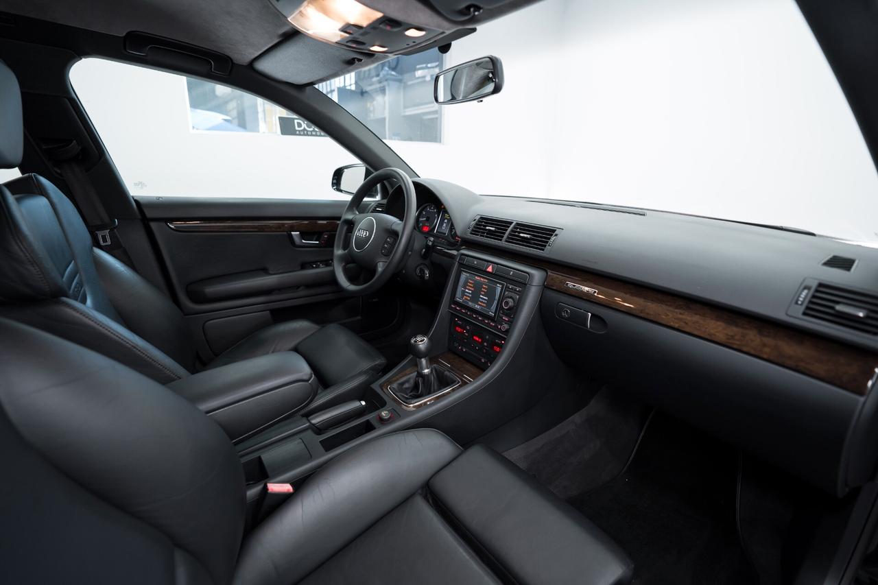Audi S4 MANUALE