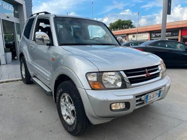 Mitsubishi Pajero 3.2 16V DI-D 3p. GLS2 Autocarro