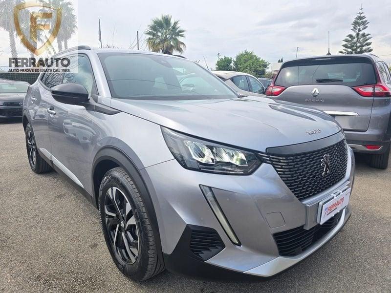 Peugeot 2008 100CV ALLURE NAVI FULL !