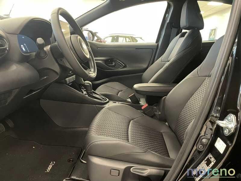 Toyota Yaris 1.5h 130 Lounge